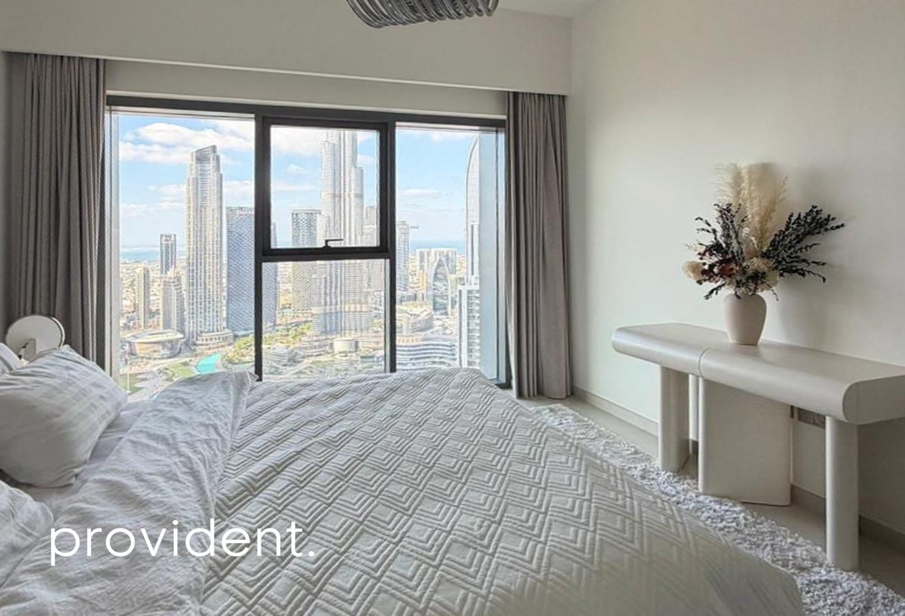 Luxurious Living | Upgraded | Burj&Fountains View photo 6