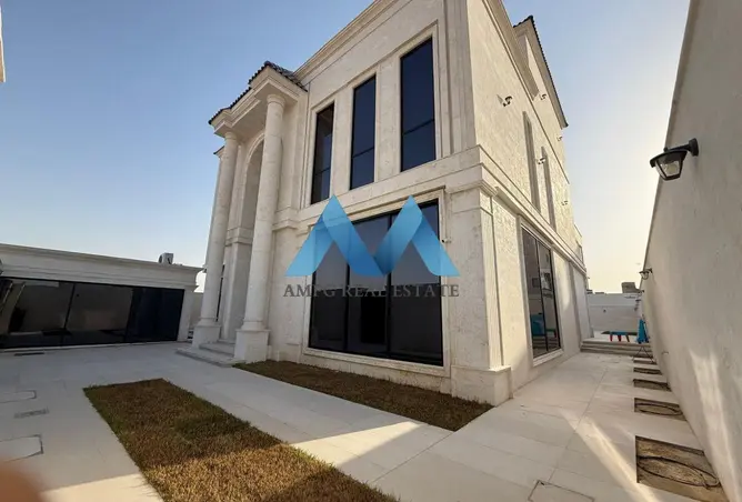 141466902 - Property Image 2