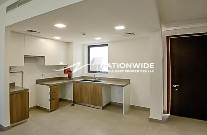 Apartment - 2 Bedrooms - 2 Bathrooms for rent in Al Ghadeer 2 - Al Ghadeer - Abu Dhabi