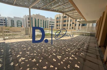 Duplex - 3 Bedrooms - 4 Bathrooms for rent in United Square - Al Khalidiya - Abu Dhabi Duplex - 3 Bedrooms - 4 Bathrooms for rent in United Square - Al Khalidiya - Abu Dhabi