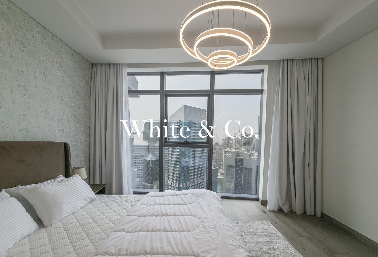 Luxury | Maids Room | Large Living Layout photo 13