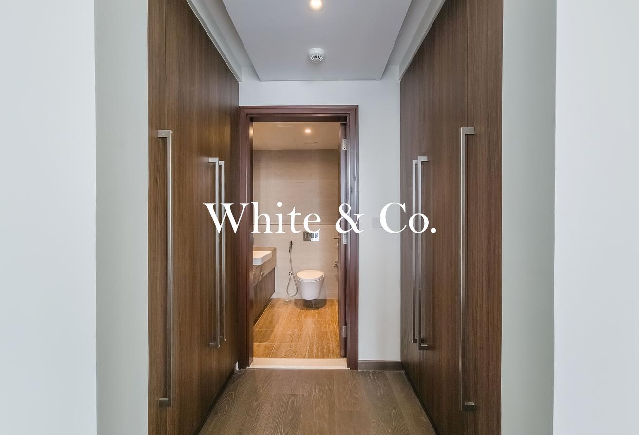 Luxury | Maids Room | Large Living Layout photo 17