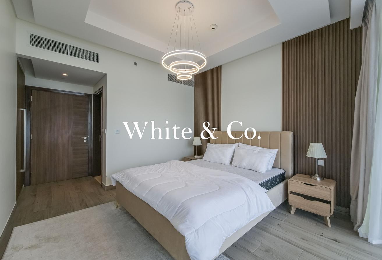 Luxury | Maids Room | Large Living Layout photo 10