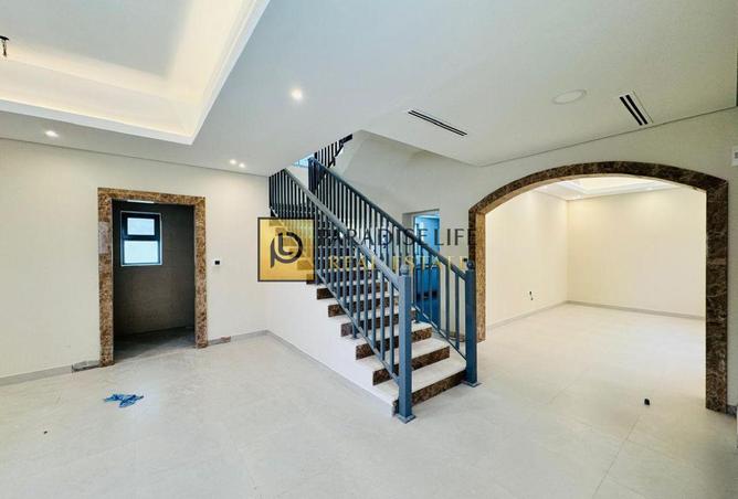 102820217 - Property Main Image
