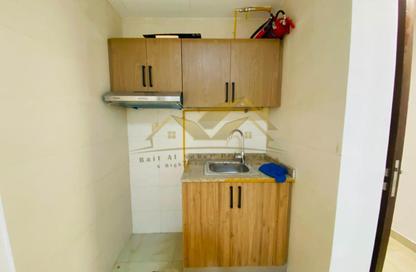 Apartment - Studio - 1 Bathroom for rent in Al Souk Al Kabeer - Bur Dubai - Dubai