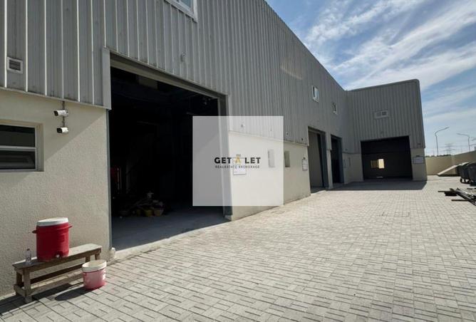 97818737 - Property Main Image