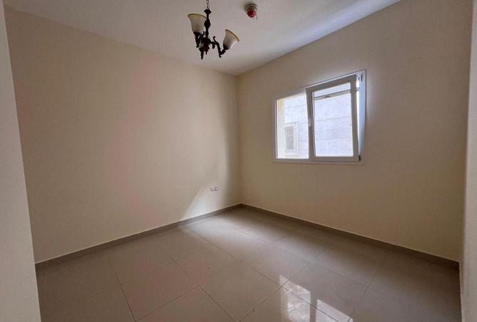 73722044 - Property Image 3