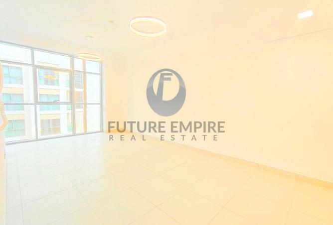 Spesious | 1BR| Big Balcony| Brand New Building photo 3