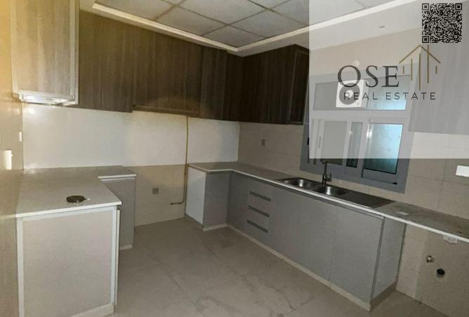 81961683 - Property Image 2