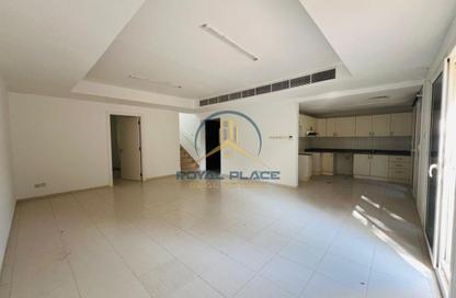 Villa - 3 Bedrooms - 4 Bathrooms for rent in Springs 9 - The Springs - Dubai