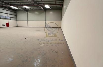 Warehouse - Studio - 2 Bathrooms for rent in Al Sajaa S - Al Sajaa - Sharjah