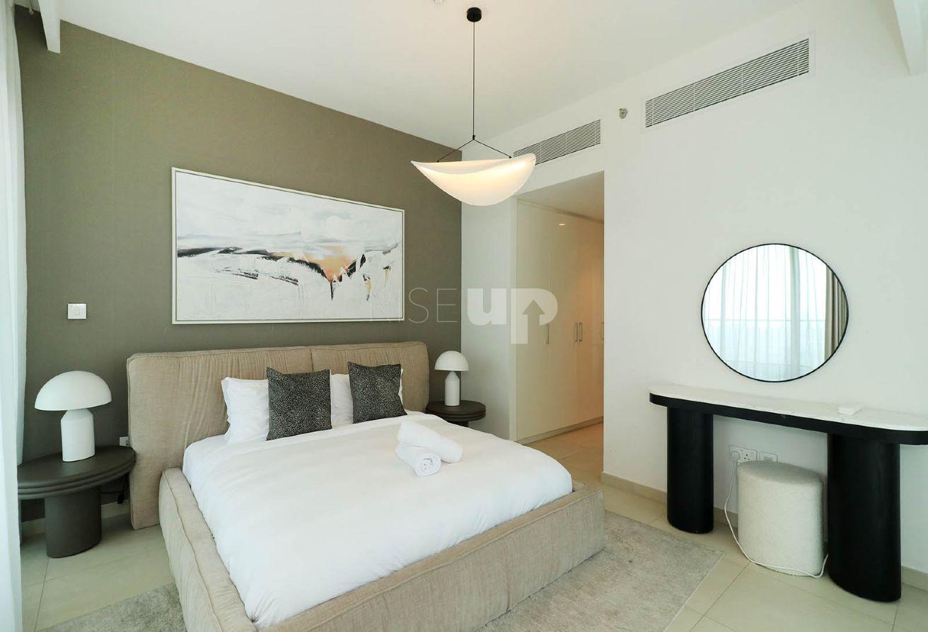 Unfurnished | Burj View | Spacious | Luxury photo 14