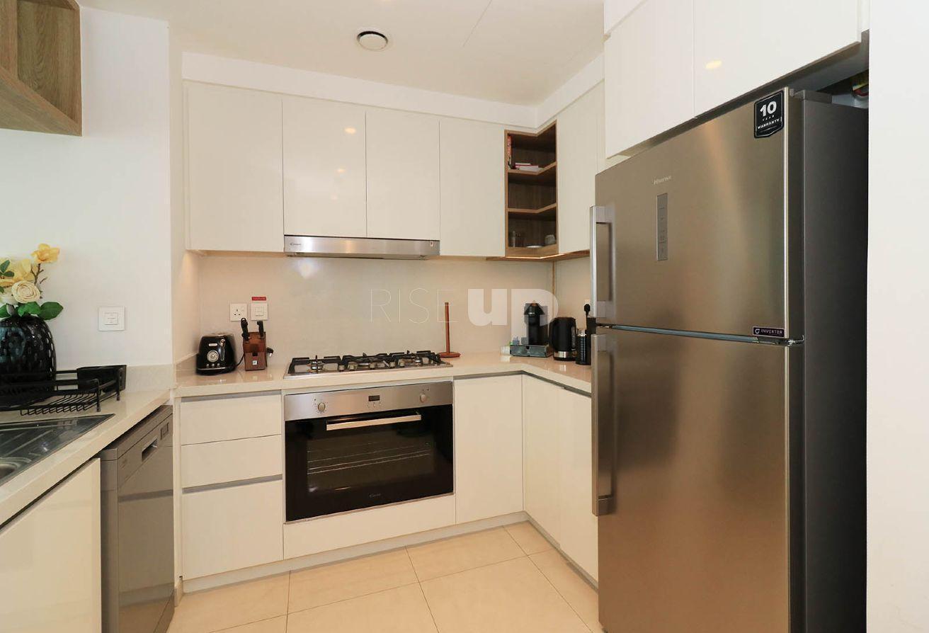 Unfurnished | Burj View | Spacious | Luxury photo 9