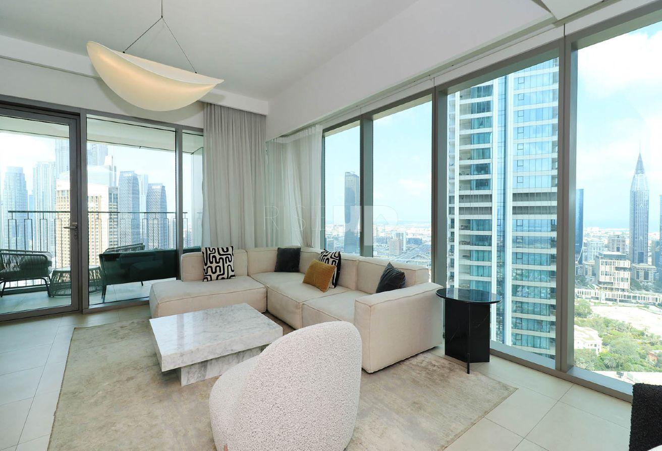 Unfurnished | Burj View | Spacious | Luxury photo 4