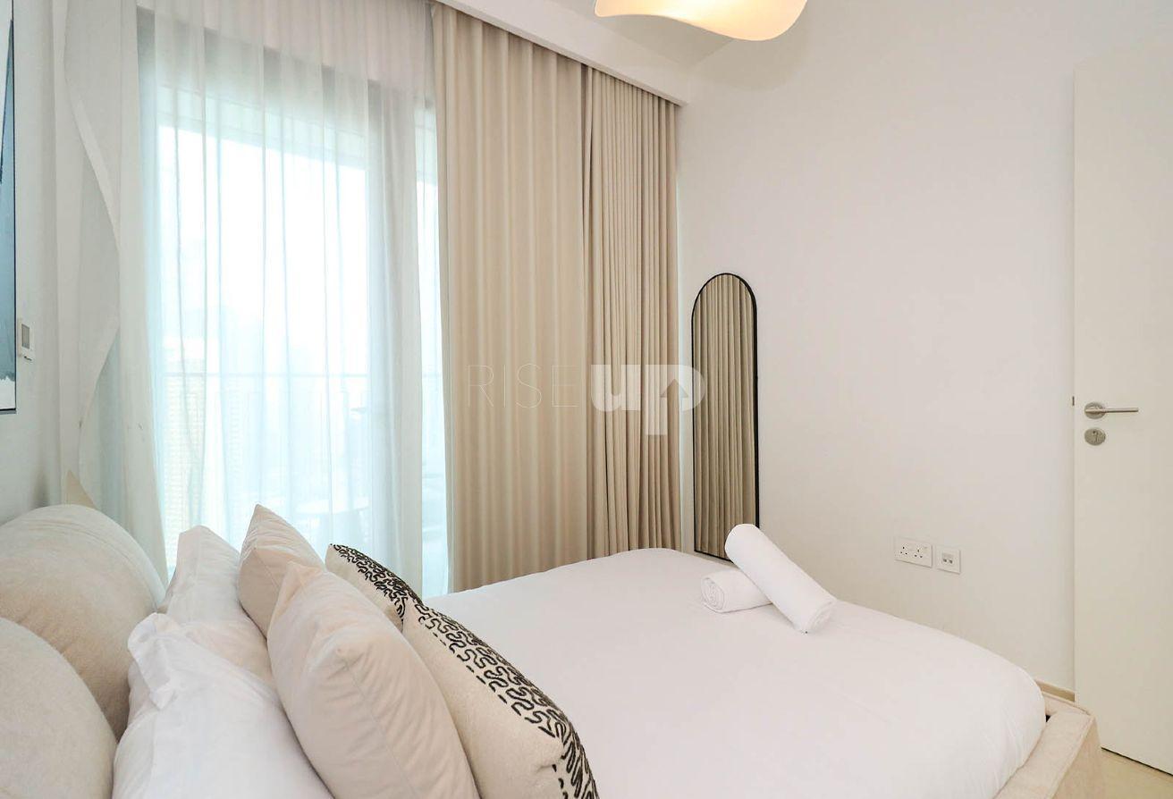 Unfurnished | Burj View | Spacious | Luxury photo 16