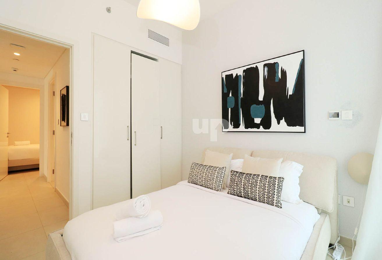 Unfurnished | Burj View | Spacious | Luxury photo 17