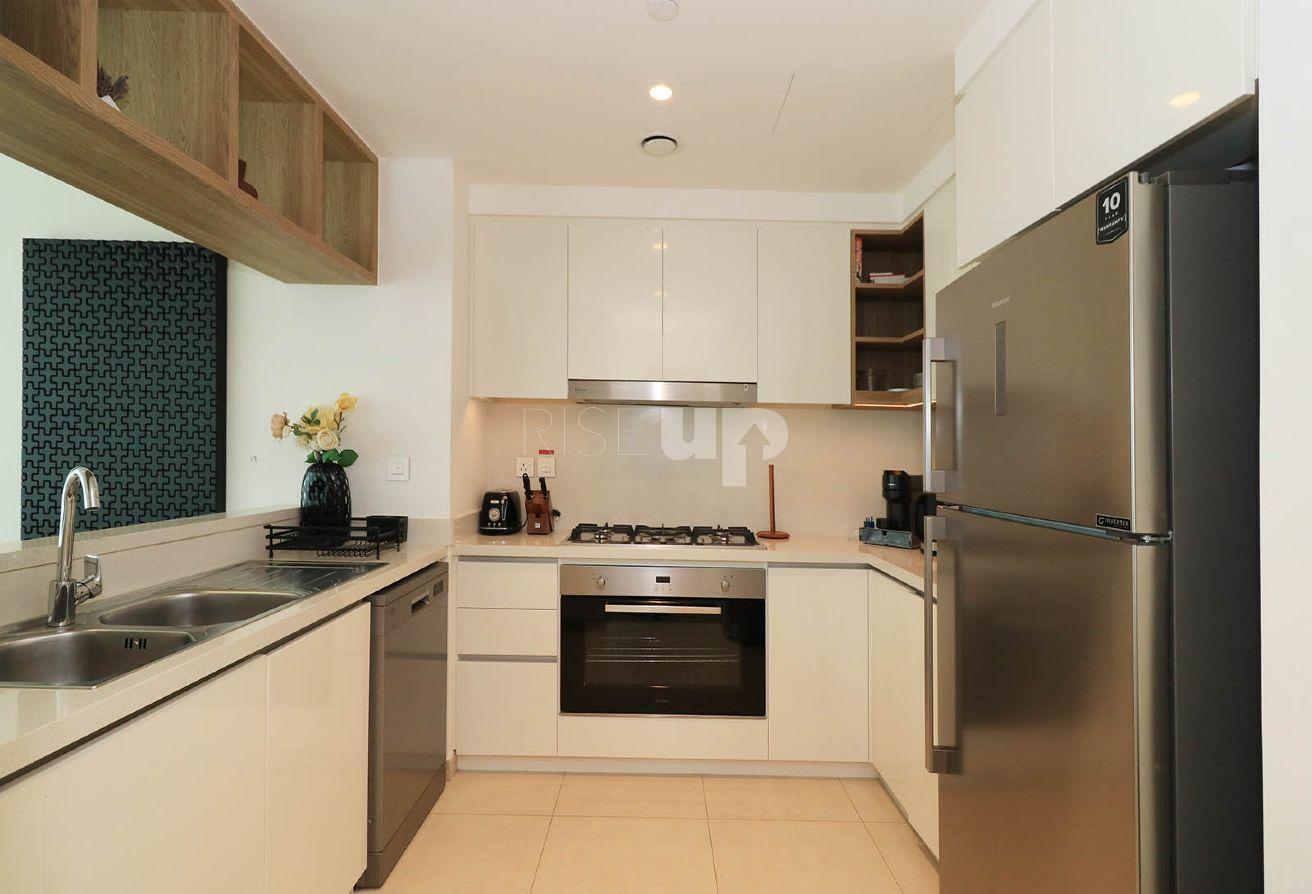 Unfurnished | Burj View | Spacious | Luxury photo 10