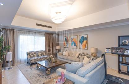Apartment - 2 Bedrooms - 2 Bathrooms for sale in Park Views Residences B - Park Views Residences - Al Kifaf - Zabeel - Dubai