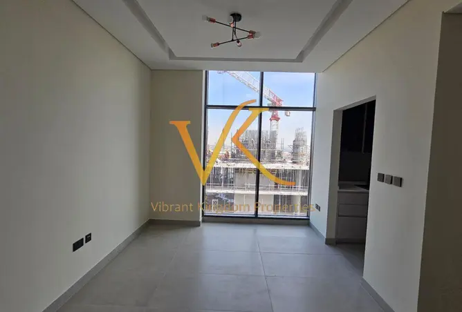 98243421 - Property Image 3