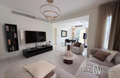 Townhouse - 3 Bedrooms - 3 Bathrooms for rent in Springs 15 - The Springs - Dubai Townhouse - 3 Bedrooms - 3 Bathrooms for rent in Springs 15 - The Springs - Dubai