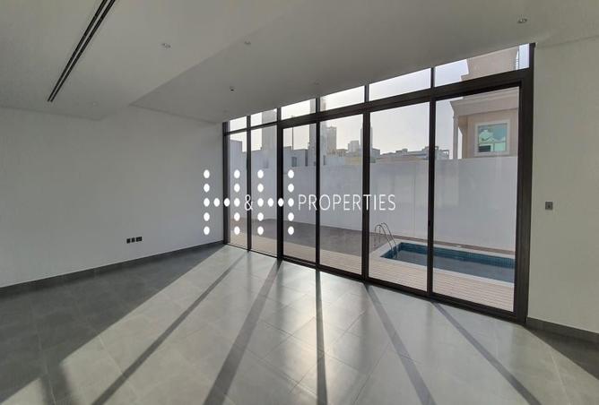 98251713 - Property Main Image