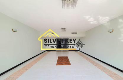 Apartment - 4 Bedrooms - 4 Bathrooms for rent in Al Majaz 1 - Al Majaz - Sharjah