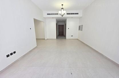 Apartment - 1 Bedroom - 2 Bathrooms for rent in Muwaileh 29 Building - Muwaileh - Sharjah
