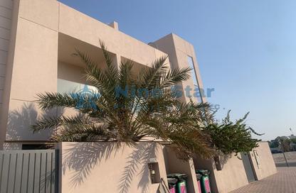Villa - 4 - 4 for rent in Jumeirah 1 Villas - Jumeirah 1 - Jumeirah - Dubai Villa - 4 - 4 for rent in Jumeirah 1 Villas - Jumeirah 1 - Jumeirah - Dubai