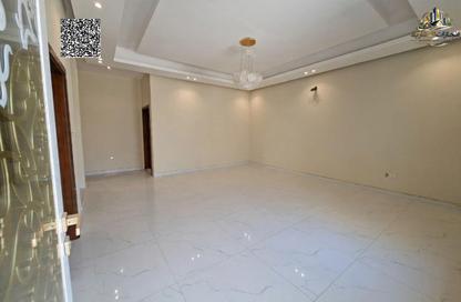 Villa - 4 - 6 for sale in Al Zaheya Gardens - Al Zahya - Ajman