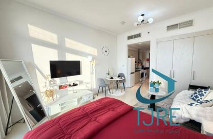 Apartment - Studio - 1 Bathroom for rent in Carson B - Carson - Damac Hills - Dubai