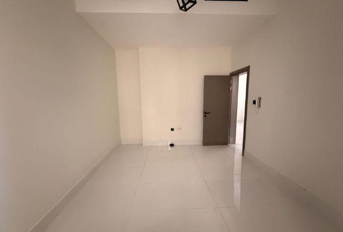 73841124 - Property Image 2