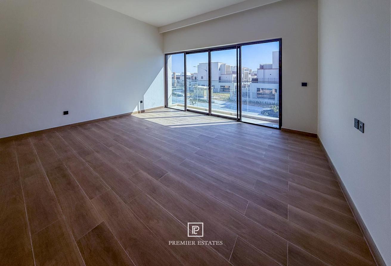 Brand New Villa | Large Plot | Lagoon Views photo 7