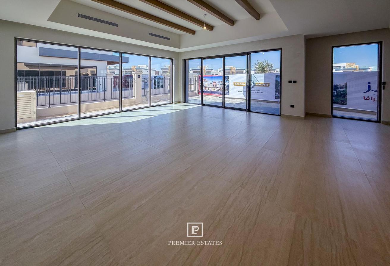 Brand New Villa | Large Plot | Lagoon Views photo 3