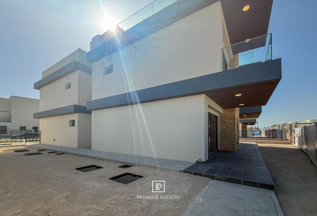 Brand New Villa | Large Plot | Lagoon Views photo 15