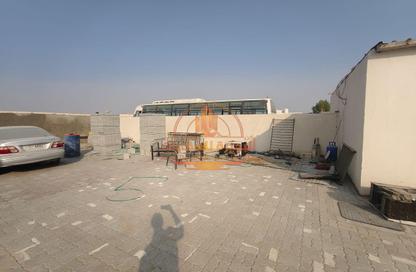 Land - Studio for rent in Al Sajaa S - Al Sajaa - Sharjah