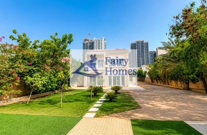 Villa - 2 - 4 for rent in District 16L - Jumeirah Village Circle - Dubai