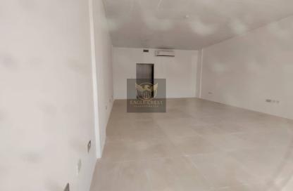 Shop - Studio - 1 for rent in Building X10 - England Cluster - International City - Dubai Shop - Studio - 1 for rent in Building X10 - England Cluster - International City - Dubai