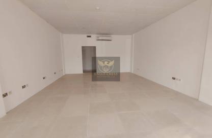 Shop - Studio - 1 for rent in Building X10 - England Cluster - International City - Dubai