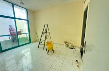 Apartment - 1 Bedroom - 1 Bathroom for rent in Al Butina 9 Building - Al Butina - Sharjah