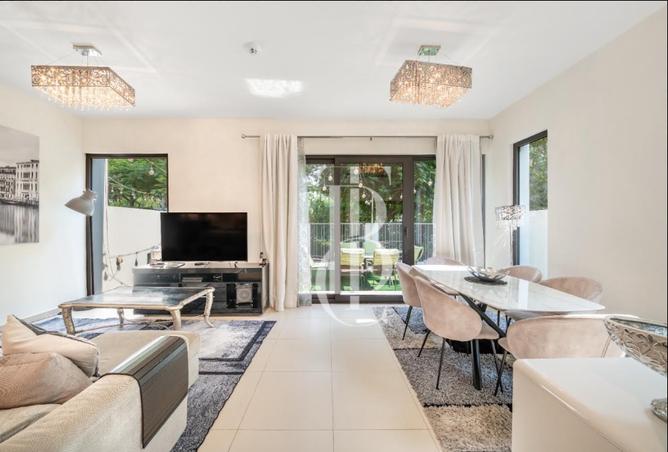 4-bed villa in Elan · Private garden — photo 2