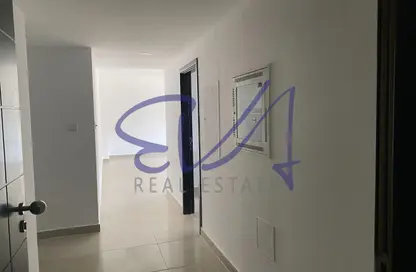 شقة - 3 غرف نوم - 4 حمامات للبيع في برج 15 - الريف داون تاون - الريف - أبوظبي