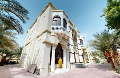 Villa - 7+ - 7+ for rent in Emirates Hills Villas - Emirates Hills - Dubai Villa - 7+ - 7+ for rent in Emirates Hills Villas - Emirates Hills - Dubai