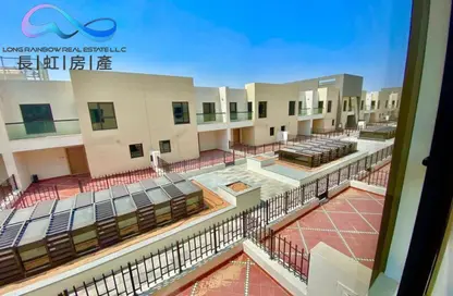 دوبلكس - 3 غرف نوم - 3 حمامات للايجار في سوق الورسان تاون هاوسيس - سوق الورسان - المدينة العالمية - دبي دوبلكس - 3 غرف نوم - 3 حمامات للايجار في سوق الورسان تاون هاوسيس - سوق الورسان - المدينة العالمية - دبي