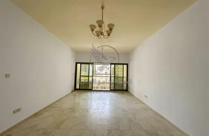 Apartment - 3 Bedrooms - 3 Bathrooms for rent in Al Mamzar - Al Mamzar - Sharjah - Sharjah