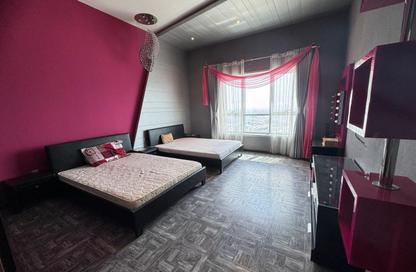 Apartment - 3 Bedrooms - 4 Bathrooms for rent in Corniche Tower - Ajman Corniche Road - Ajman