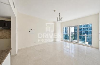 Apartment - Studio - 1 for rent in Safeer Tower 2 - Safeer Towers - Business Bay - Dubai
