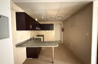 Apartment - 1 Bedroom - 2 Bathrooms for rent in Silicon Gates 1 - Silicon Gates - Dubai Silicon Oasis - Dubai Apartment - 1 Bedroom - 2 Bathrooms for rent in Silicon Gates 1 - Silicon Gates - Dubai Silicon Oasis - Dubai