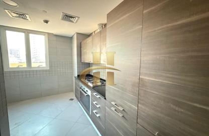 Apartment - 3 - 5 for rent in Saleh Bin Lahej Building Block B - Saleh Bin Lahej Building - District 12 - Jumeirah Village Circle - Dubai