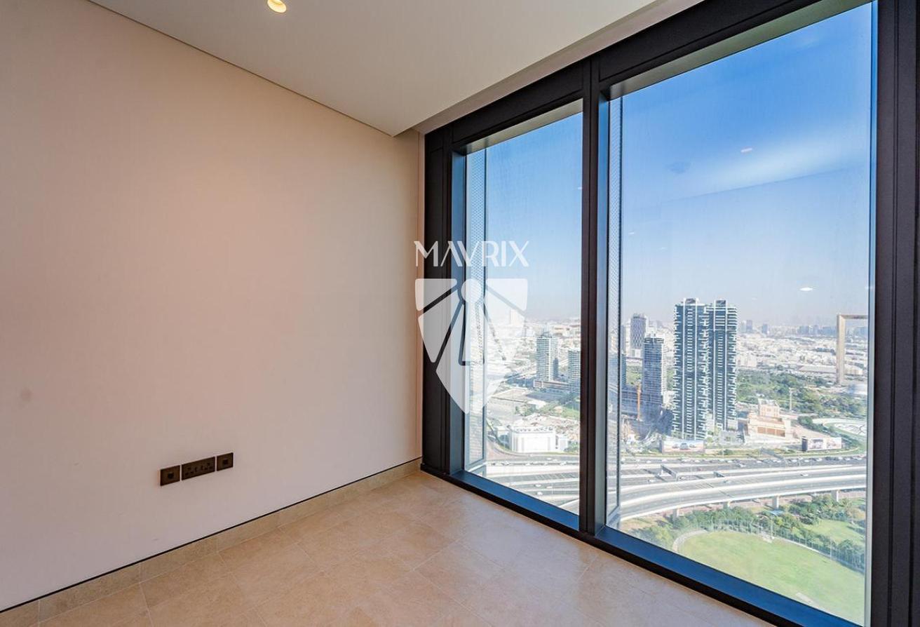 Zaabeel View | Semi Furnished | Available October photo 8