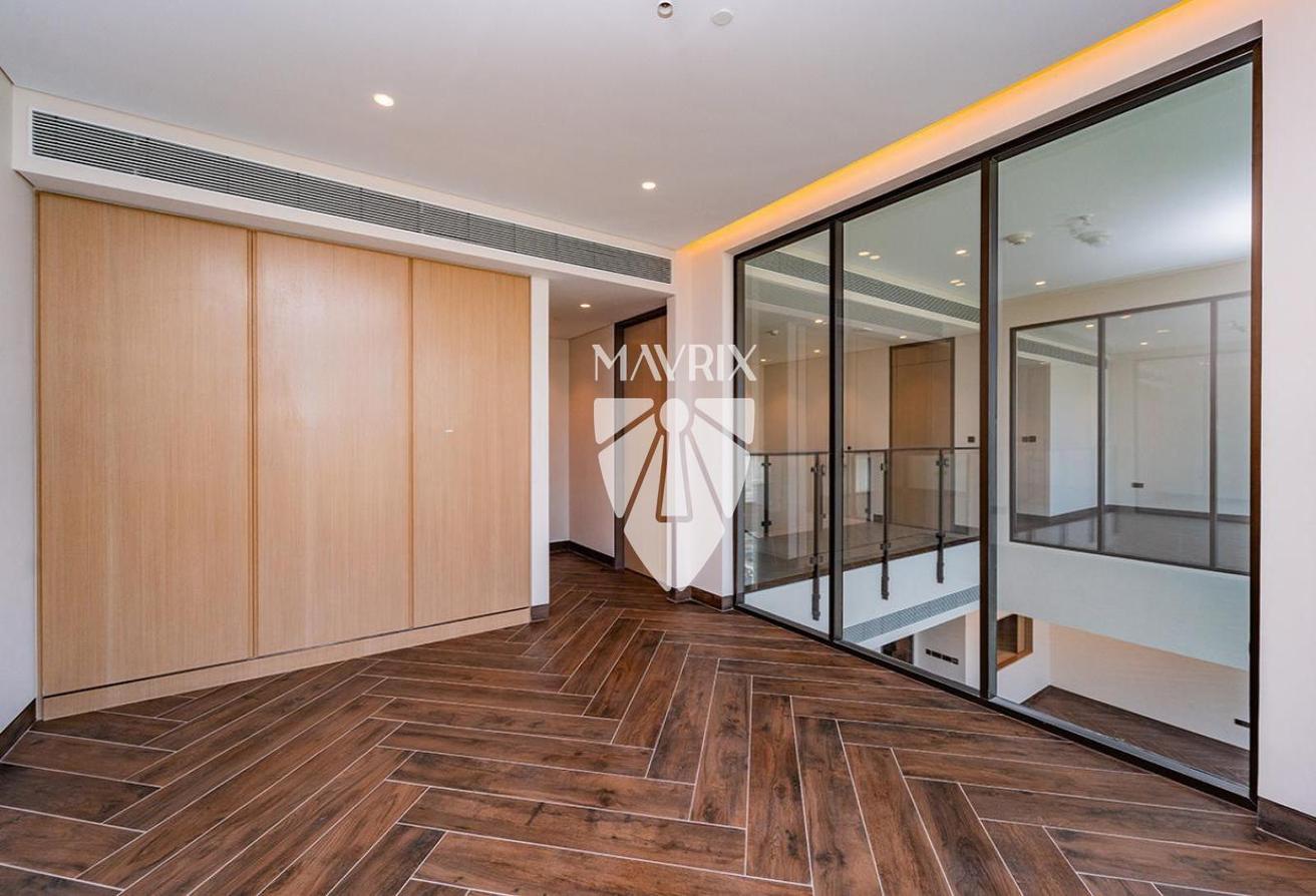 Zaabeel View | Semi Furnished | Available October photo 12